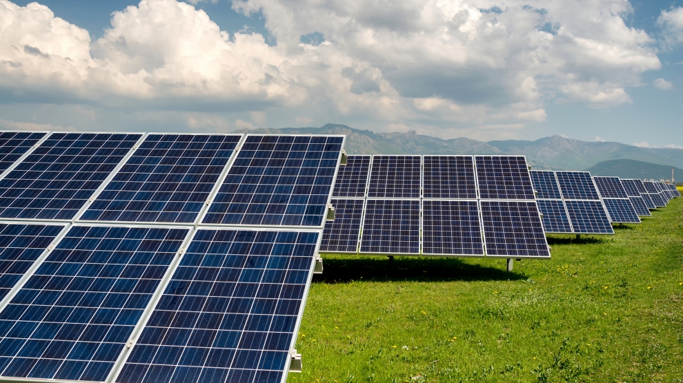 Servicii complete asigurate de EnergoBit